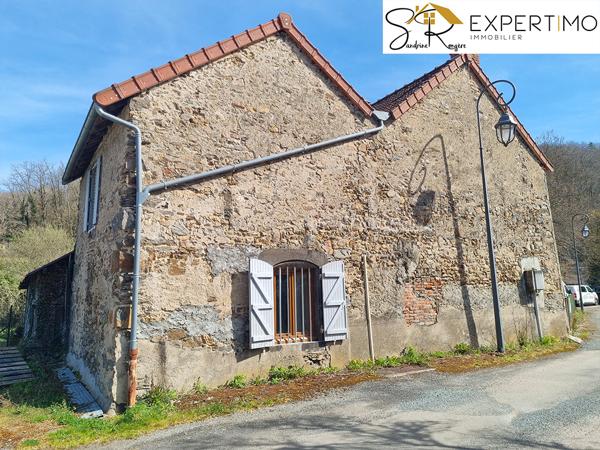 Menat (63560) Maison 80 m² à finir Bord de Sioule, 3510m² de terrain