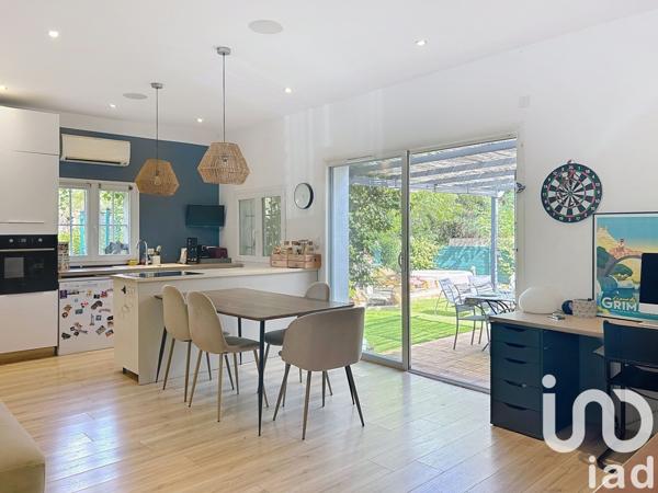 Maison à vendre 4 pièces 81 m² Grimaud