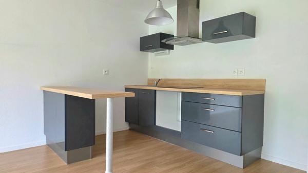 Appartement à SAINT AVE (56890)