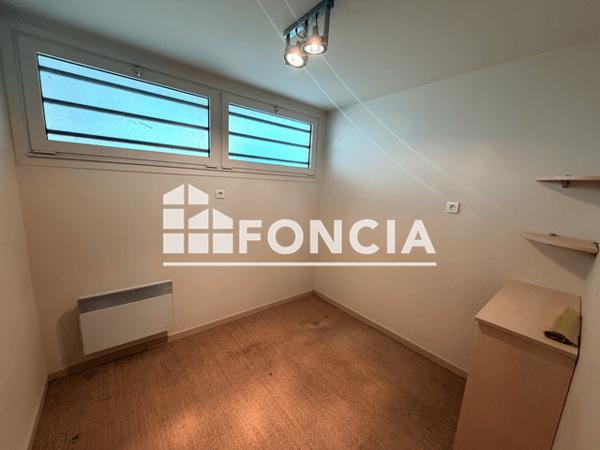 Location Local commercial 8 pièces 80 m² - Thonon Les Bains 74200