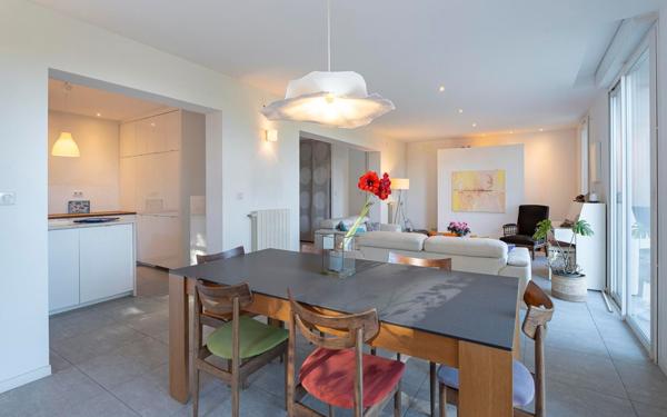 Maison à vendre    5 pièces • 152,43 m2 Grasse