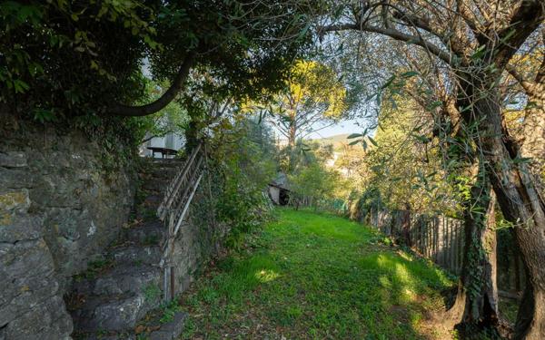 Maison à vendre    5 pièces • 152,43 m2 Grasse