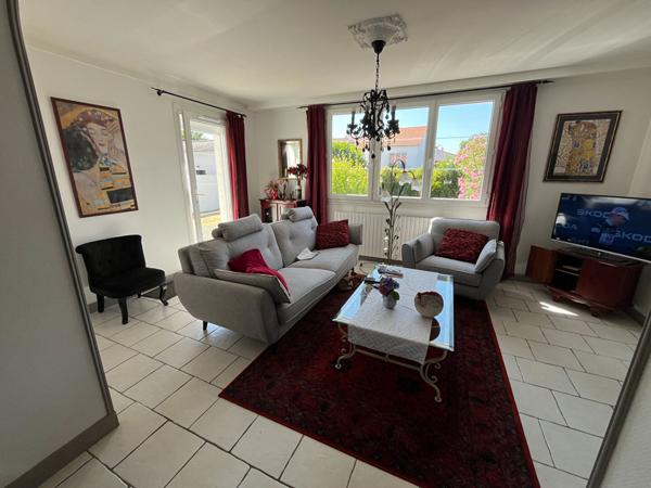 LA ROCHE SUR YON, Le Bourg ! Maison 3 chambre + bureau EXCLUSIVITE AMANDA