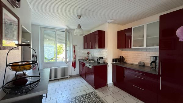 LA ROCHE SUR YON, Le Bourg ! Maison 3 chambre + bureau EXCLUSIVITE AMANDA