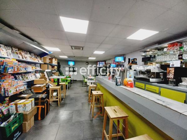 Fonds De Commerce - 100 m²