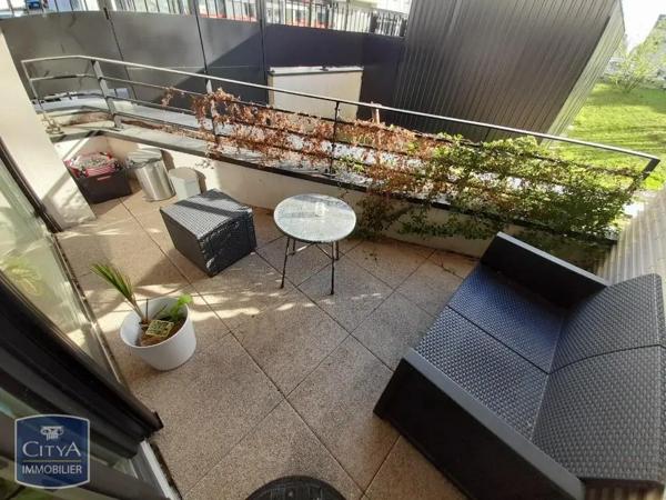 Appartement à louer 2 pièces 54.41m² Tours (37100)