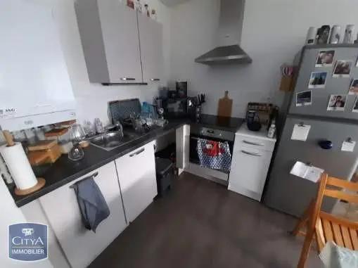 Appartement à louer 2 pièces 54.41m² Tours (37100)
