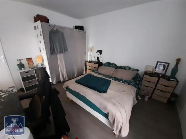 Appartement à louer 2 pièces 54.41m² Tours (37100)