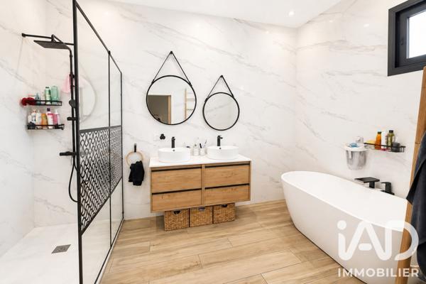 Maison à vendre 5 pièces 116 m² Alixan