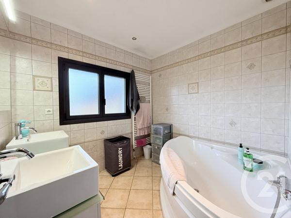 Maison à vendre  5 pièces - 102 m2 VOUGY - 74