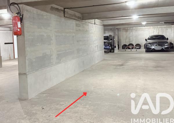 Parking à vendre 11 m² Paris 4