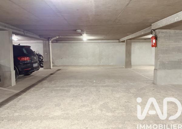 Parking à vendre 11 m² Paris 4