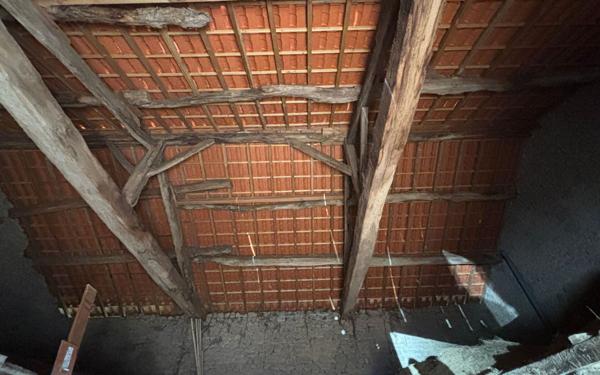 Maison à vendre    3 pièces • 70 m2 Compreignac