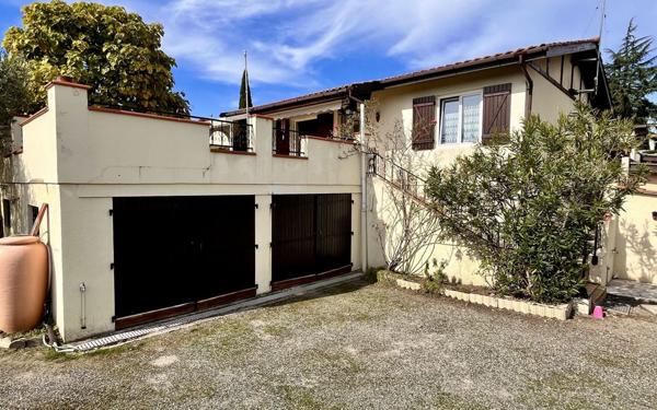 Maison à vendre    3 pièces •  Seyresse