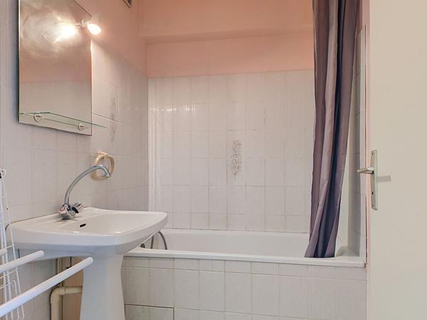 Appartement Les Sables d'Olonne  Arago 2 pièces  40 m² hab proche commerces et Plage