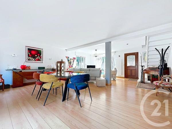 Maison à vendre  6 pièces - 126,56 m 2   THIAIS  - 94
