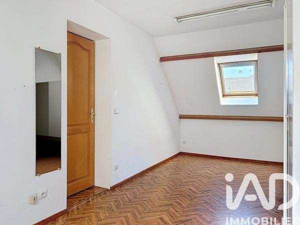 Maison à vendre 6 pièces 130 m² Saint-Rémy-lès-Chevreuse