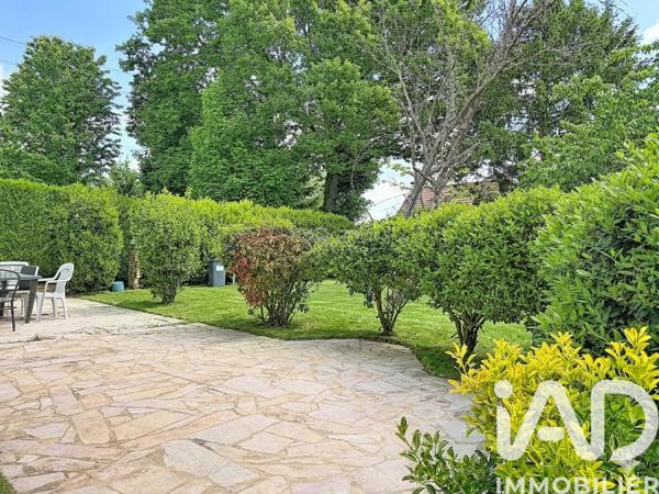 Maison à vendre 6 pièces 130 m² Saint-Rémy-lès-Chevreuse