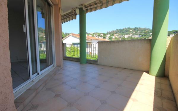 Appartement à vendre    3 pièces •  Cannes