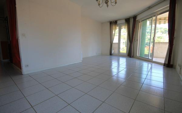 Appartement à vendre    3 pièces •  Cannes