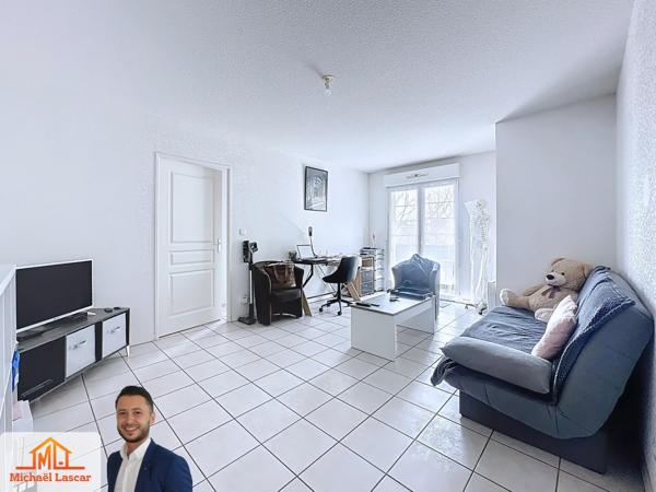 Appartement T2 avec piscine et parking