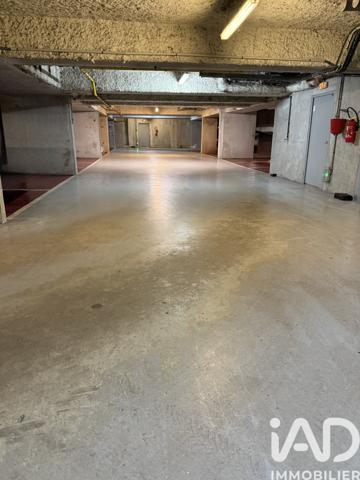 Parking à vendre 12 m² Sèvres