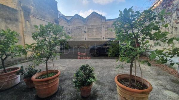 Bureau de 700 m² à vendre à Bordeaux Fondaudege