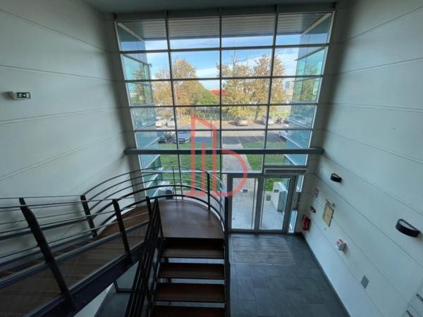 Bureau de 205 m² à louer à Bordeaux Ouest-Merignac