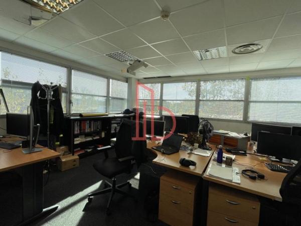 Bureau de 205 m² à louer à Bordeaux Ouest-Merignac