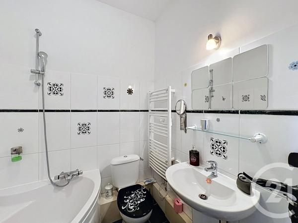 Appartement à vendre  8 pièces - 223 m 2   SALBRIS  - 41