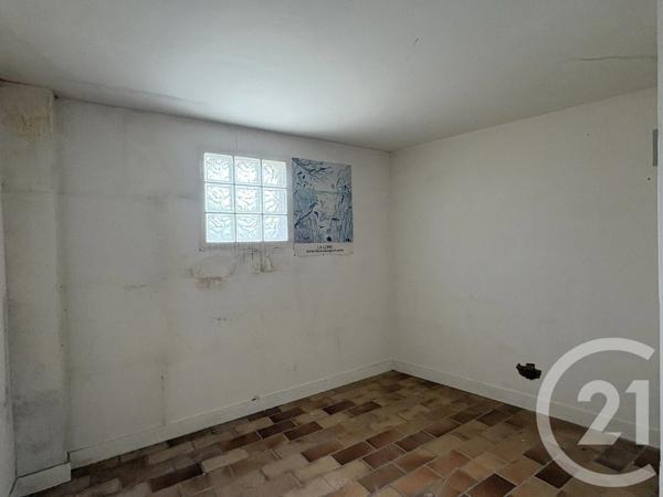 Appartement F2 à vendre  2 pièces - 64,28 m 2   COULOMMIERS  - 77