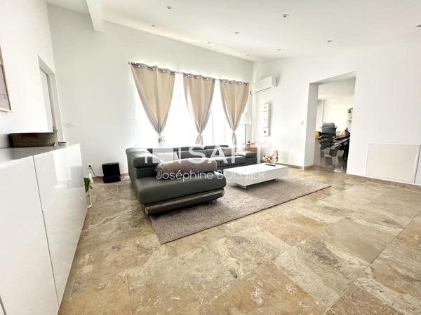 A VISITER SUR SORGUES (84)  - MAISON DE PLAIN PIED DE 98 ² env. SUR TERRAIN DE 281 m²