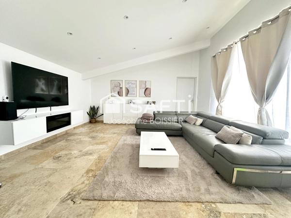 A VISITER SUR SORGUES (84)  - MAISON DE PLAIN PIED DE 98 ² env. SUR TERRAIN DE 281 m²