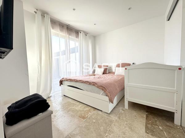 A VISITER SUR SORGUES (84)  - MAISON DE PLAIN PIED DE 98 ² env. SUR TERRAIN DE 281 m²