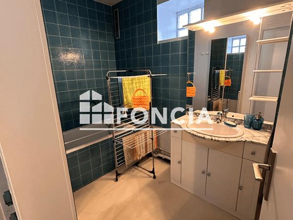Location Appartement meublé 4 pièces 74.86 m² - 19 RUE DE LA SABLIERE Dijon 21000