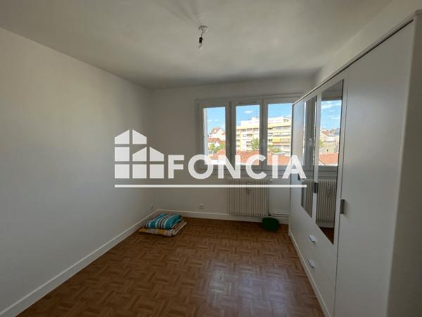 Location Appartement meublé 4 pièces 74.86 m² - 19 RUE DE LA SABLIERE Dijon 21000