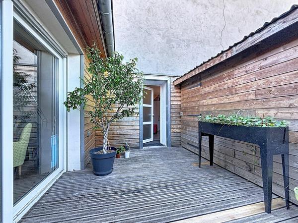 COEUR Lentilly, Maison 3-4 chambres, cachet, séjour cathédrale, jardin 100m²
