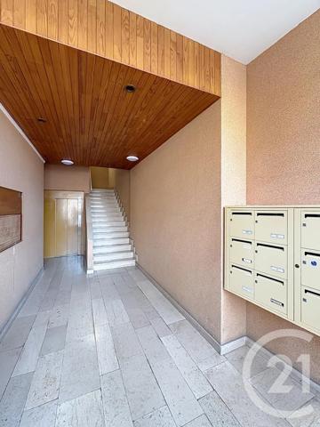 Appartement F2 à vendre  2 pièces - 46,10 m 2   FECAMP  - 76