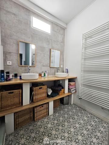Maison de maître 284 m² à Nay 64800