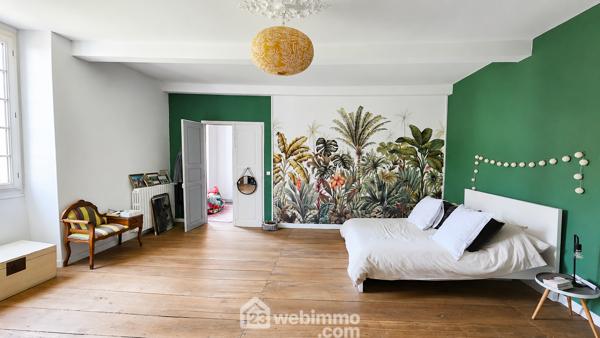 Maison de maître 284 m² à Nay 64800