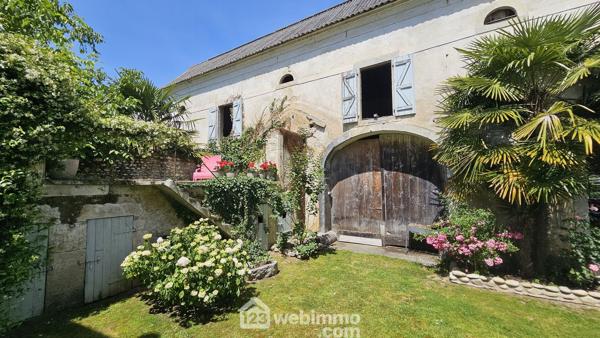 Maison de maître 284 m² à Nay 64800