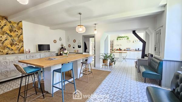 Maison de maître 284 m² à Nay 64800