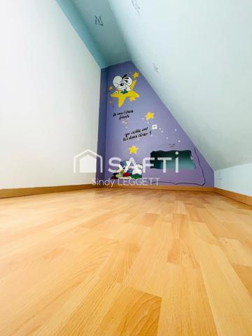 SPACIEUSE MAISON DE 200 M² SUR HONDSCHOOTE AVEC JARDIN