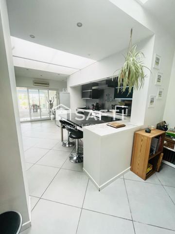 SPACIEUSE MAISON DE 200 M² SUR HONDSCHOOTE AVEC JARDIN