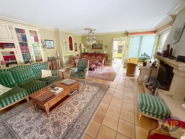 Vente maison Sevremoine : 370 000 € - AJP Immobilier Saint-Macaire-en-Mauges