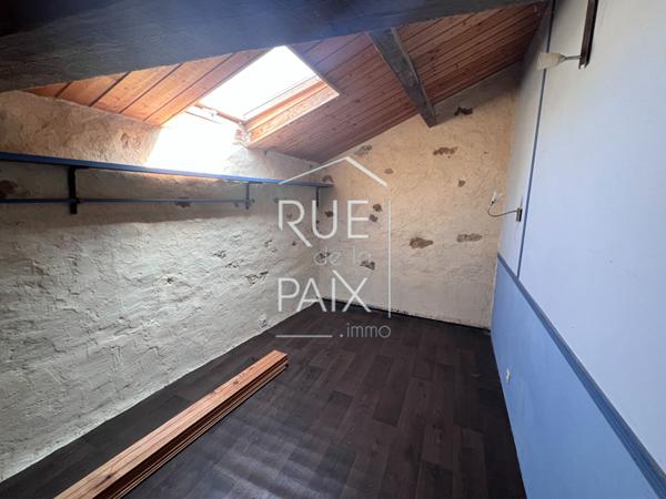 79600 LOUIN Maison Louin 4 pièce(s) 121 m2