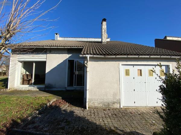 Maison à vendre à Arpajon-sur-Cère dans le Cantal (15130), ref : 15061-33