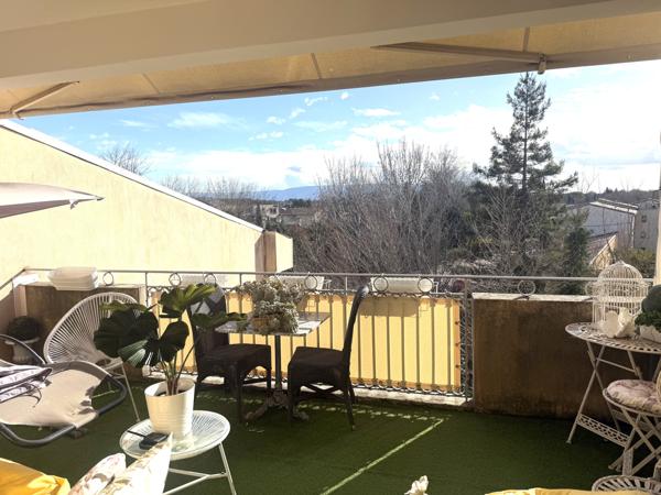 Appartement 3 pièces - 95 m² Exclusivité efficity