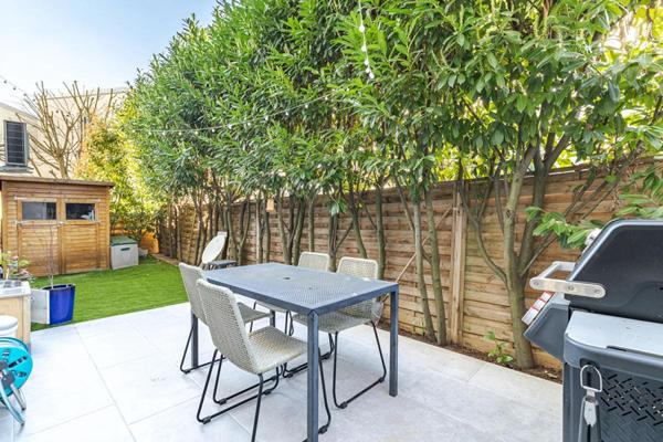 Maison Nanterre 5 pièce(s) 132.14 m2