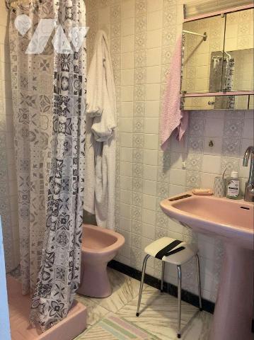 A VENDRE : Maison de ville dans GOURDON (Lot - 46) avec jardin de 2.679m² comprenant en rez-de-...